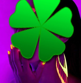 Анкета проститутки Оксана - город Ой, 22 года, №5102